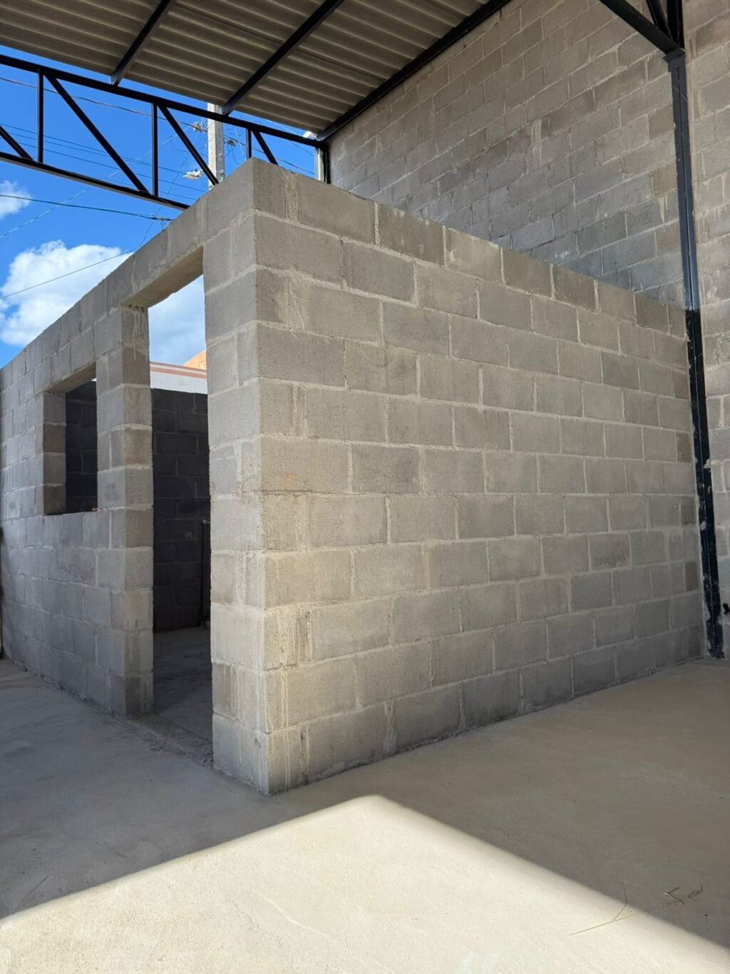 Instagram post from arcanpisoseblocos. This post is in position 3.