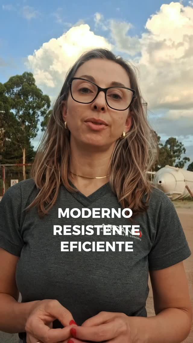 Instagram post from arcanpisoseblocos. This post is in position 3.