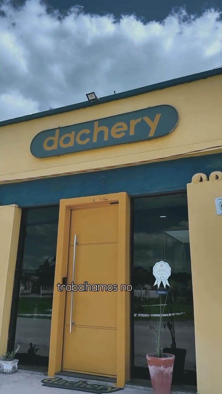 Instagram post from arcanpisoseblocos. This post is in position 8.